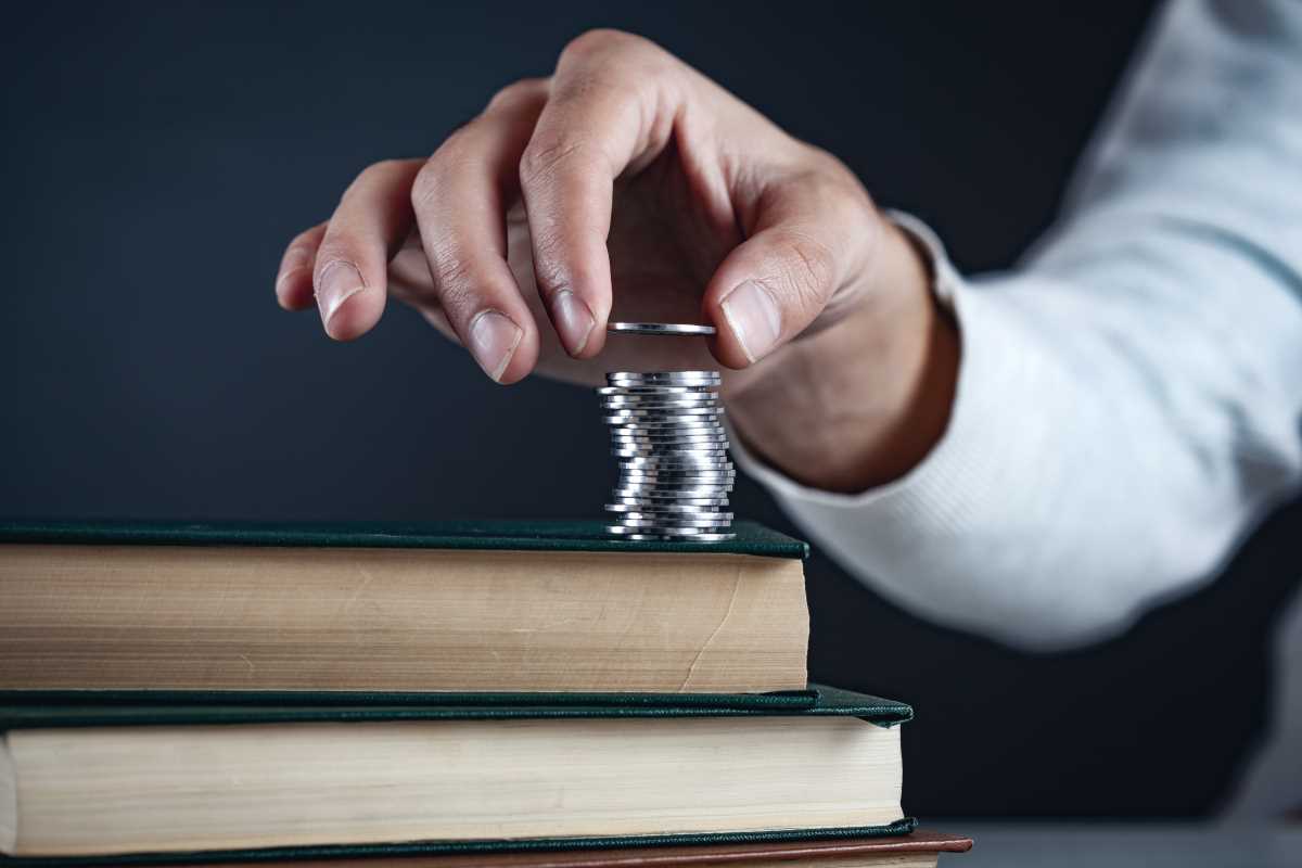 Books That Make You Smarter About Money and Economics